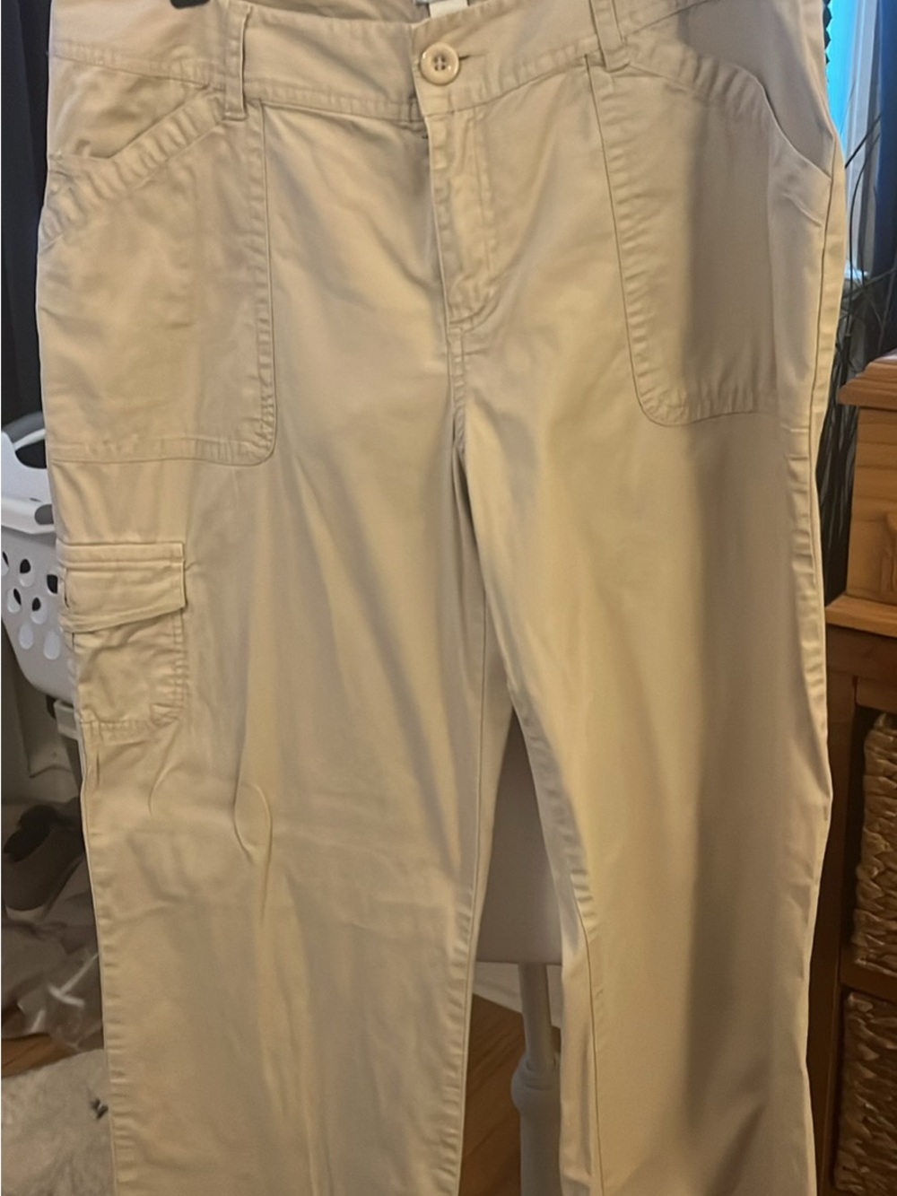 Chico's Cream Wide-Leg Cargo Pants